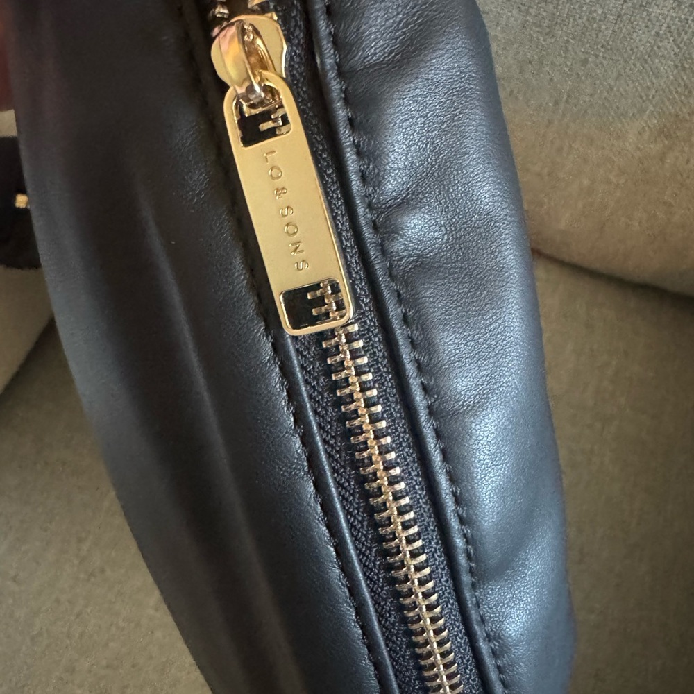 Lo & Sons Aoyama 2 bag- black with gold hardware, new - Picture 10 of 14